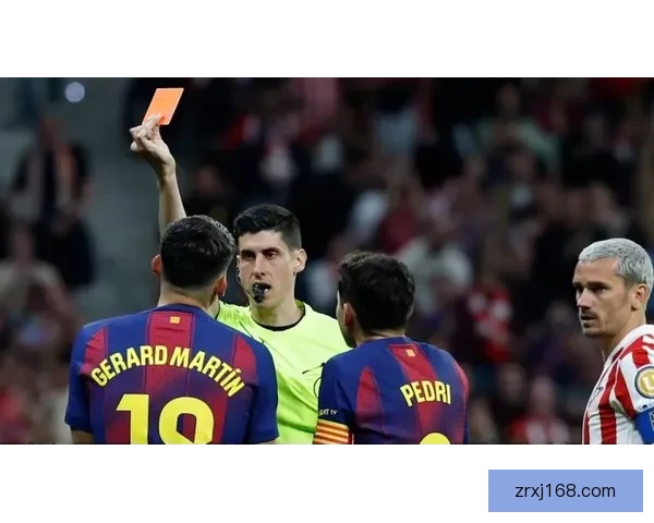 巴尔韦德妻子怒斥巴萨红牌改判：这不是红牌，球场应该关门了